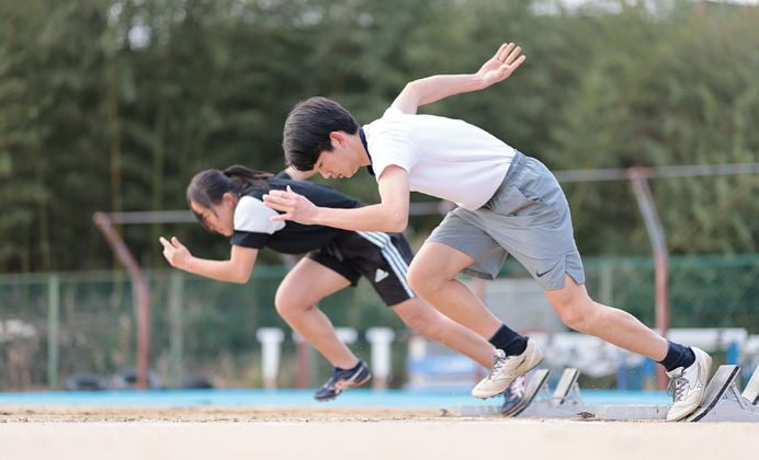 陸上競技部