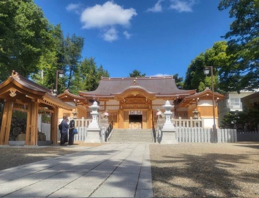 「高校PTA からのお知らせ」　文化祭で展示しました絵馬を茨木神社に奉納いたしました。