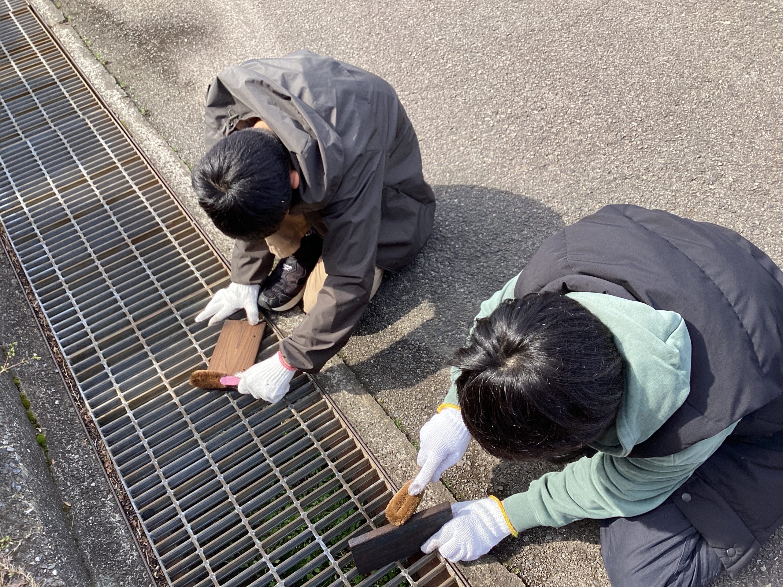 中1オリエンテーション　クラフト体験　焼き板