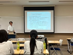 高2探究学習　関西学院大学 心理学研究室（成田健一先生）訪問